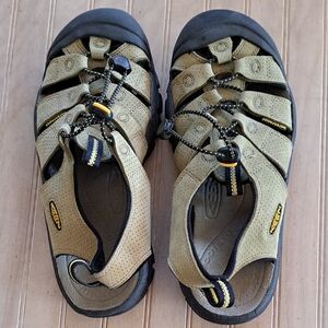 KEEN Newport H2 Sport Waterproof Hiking Trail Fisherman Comfort Causal Sandals